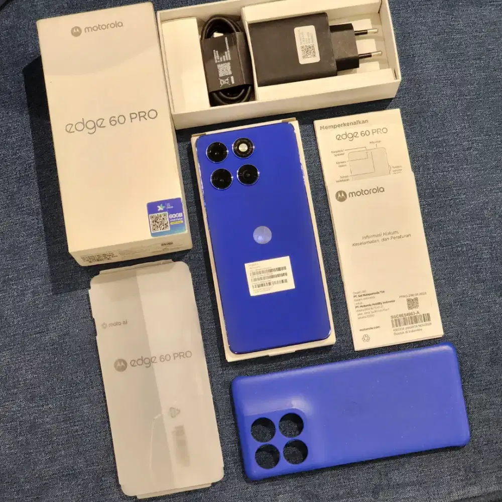 Motorola Edge 60 Pro 12/256GB Biru Garansi Resmi Januari 2027