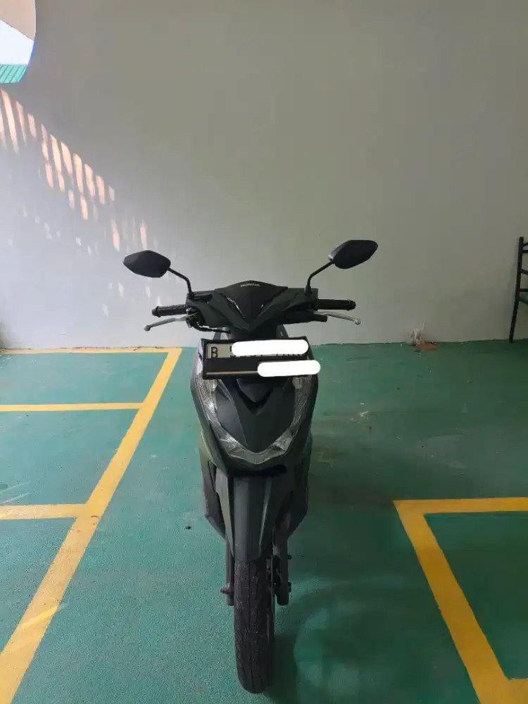 Jual Motor Second Honda Beat Deluxe Matte Green Tahun 2024