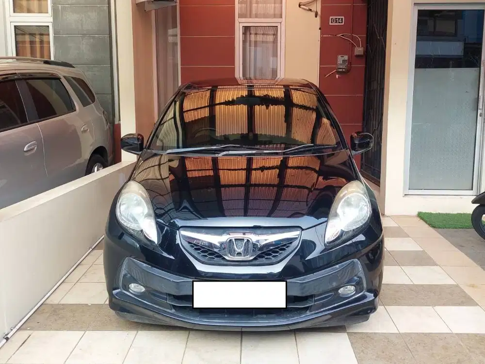 Dijual Honda Brio Satya 2014 Second Penggunaan Pribadi