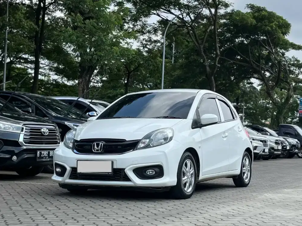 TERMURAH HONDA BRIO E AT MATIC 2017 PUTIH