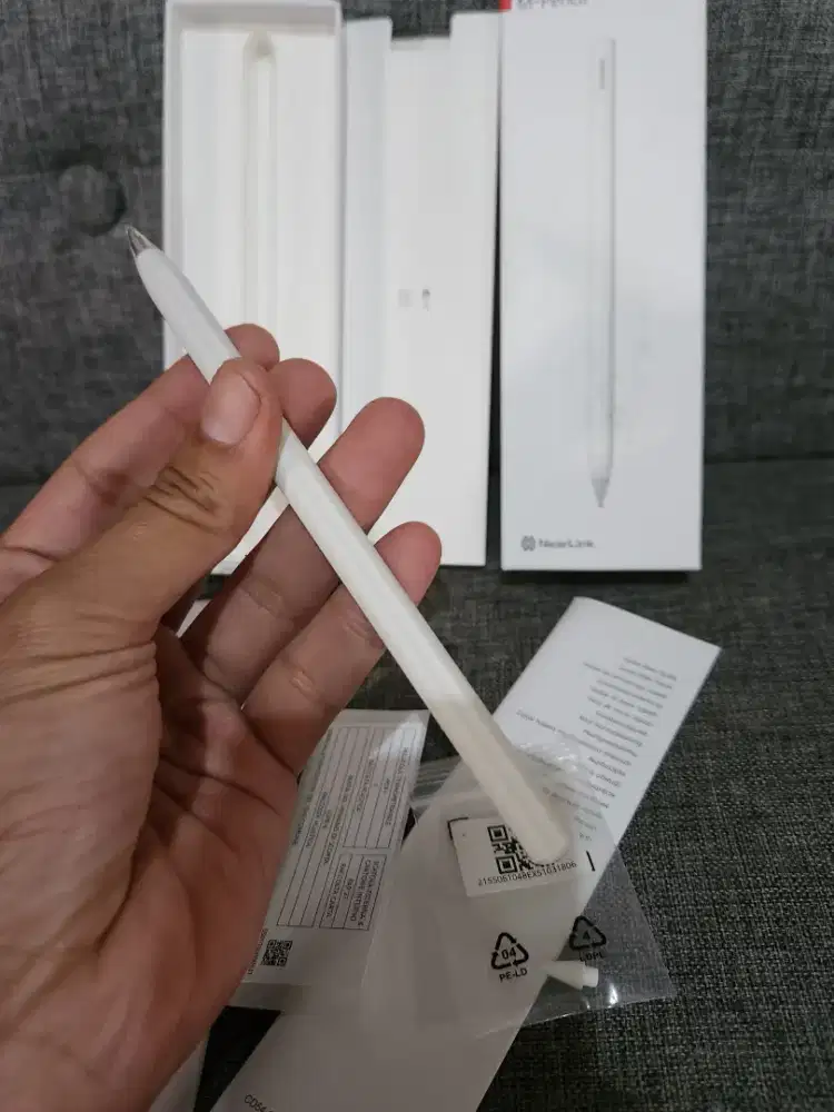 Huawei pencil gen 3 kondisi like New tanpa minus