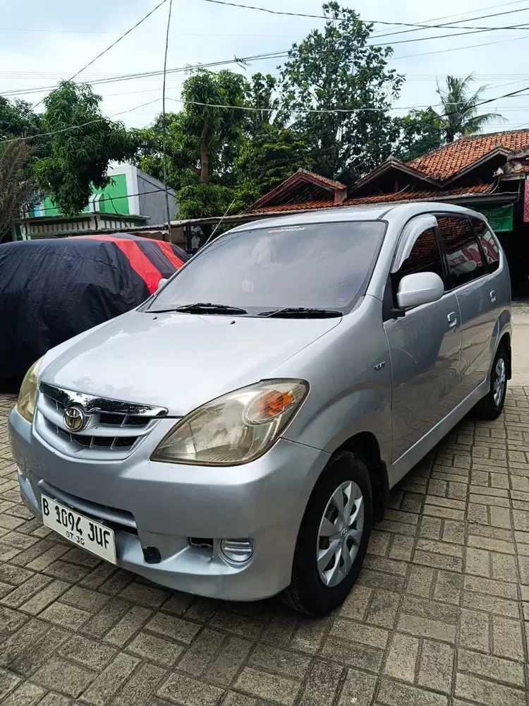 Toyota Avanza 2010 Bensin
