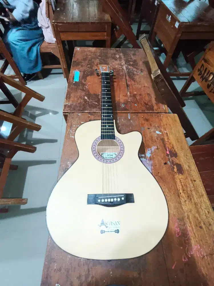 GITAR AKUSTIK, merek Artisan gitarr