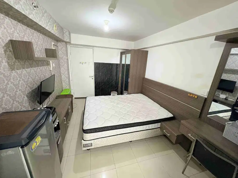 Sewa studio furnished apartemen Bassura City tower Cattleya