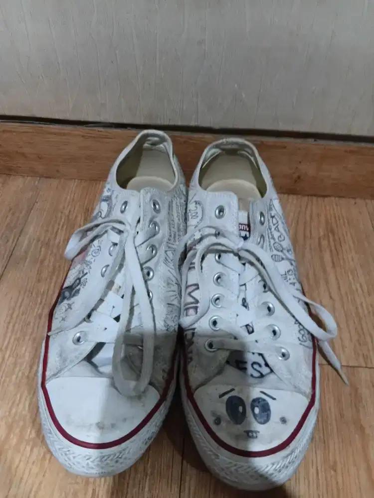 DIJUAL SEPATU CONVERSE SIZE 42 ORI BARU