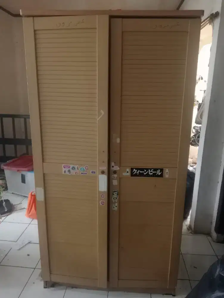 Lemari jual murah mau pindahan