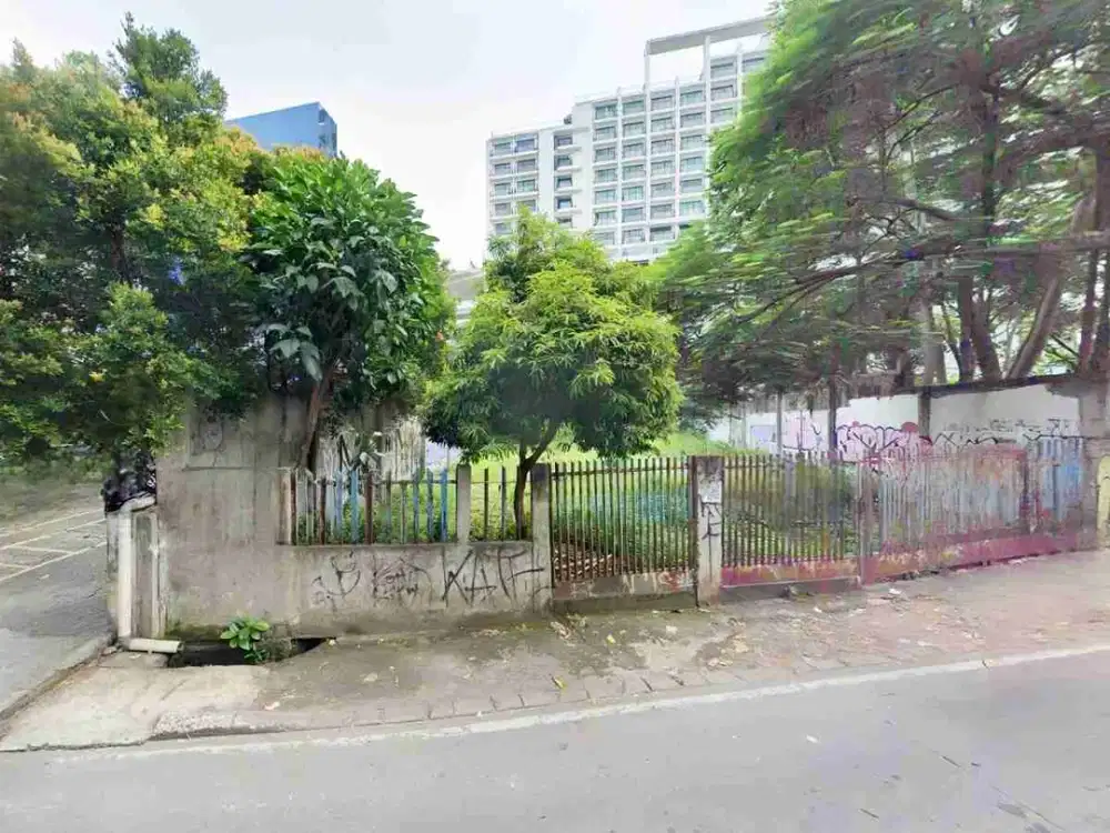 Sewa Tanah Strategis Luas 800m² di Kemang Utara