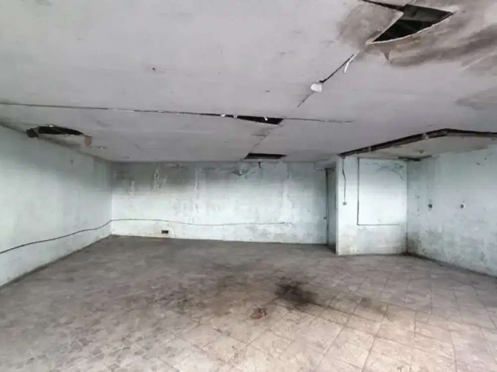 Gudang Cipondoh Tangerang, Hadap Jl.Maulana Hasanuddin