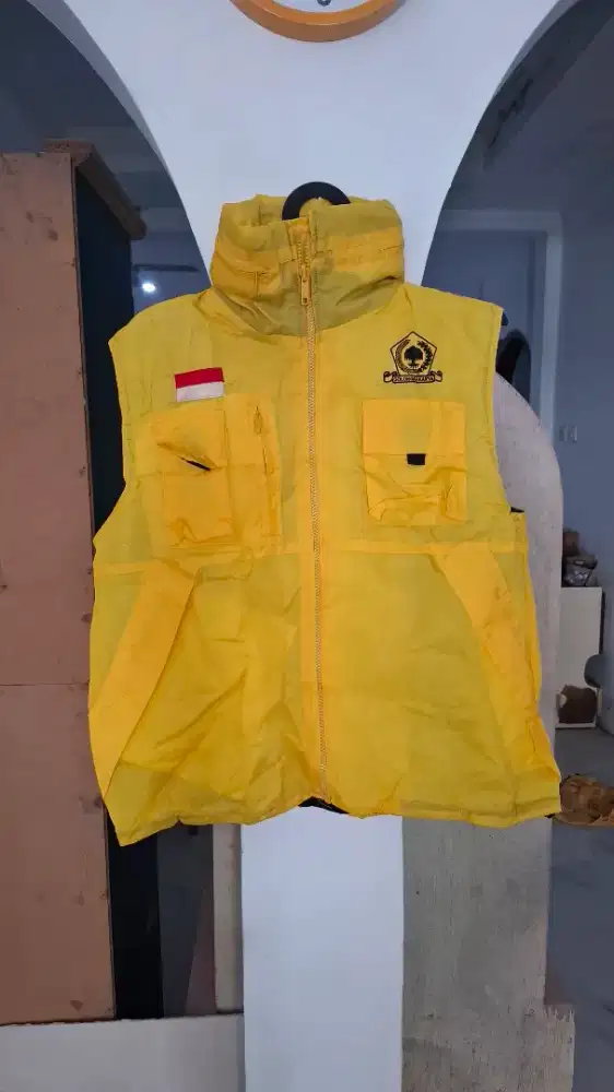Rompi Partai Golkar Relawan (Size L)