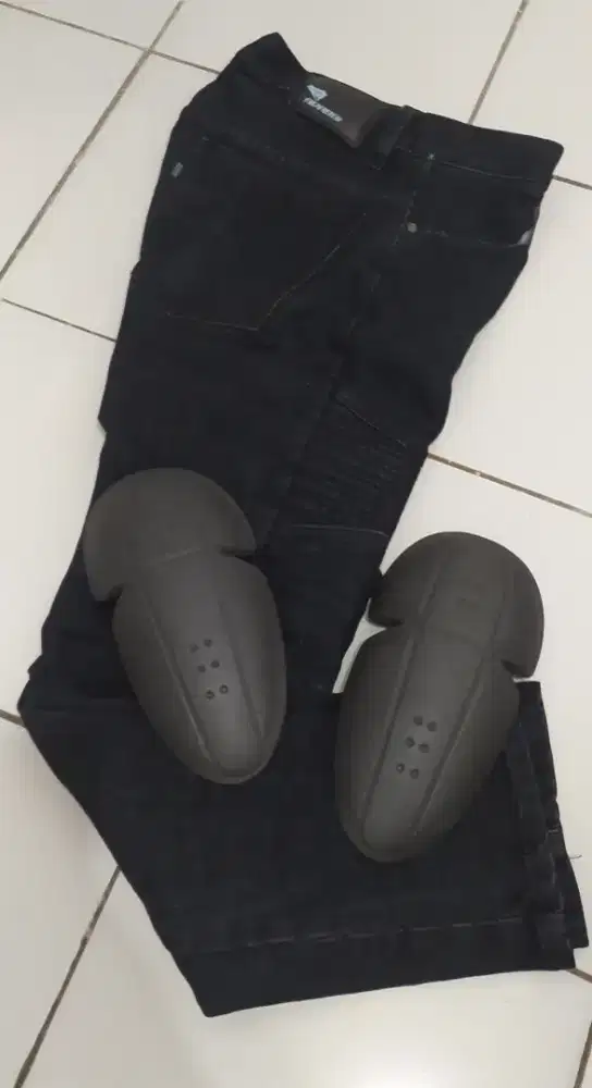 Celana riding touring