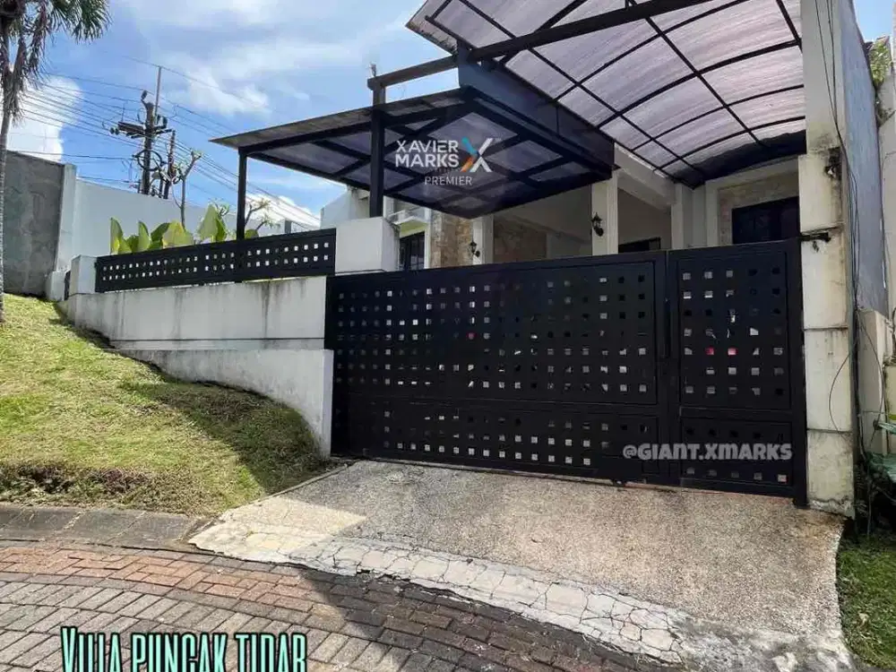 Rumah American Scandinavian dekat Machung di Villa puncak Tidar Malang