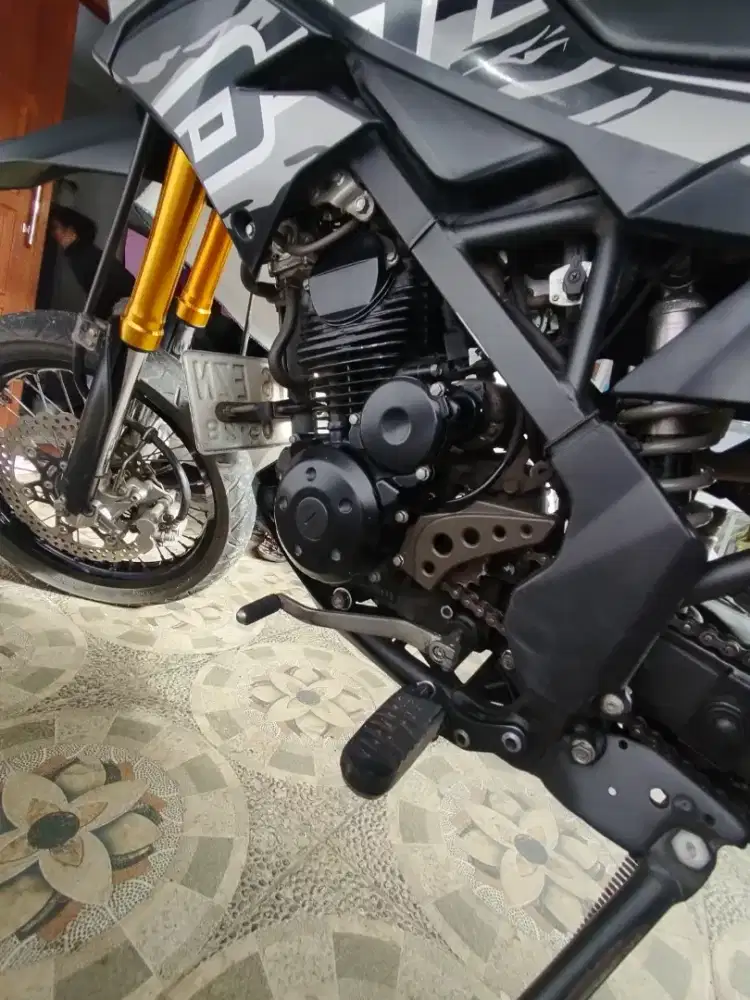 Jual Motor Kawasaki D-tracker 2023