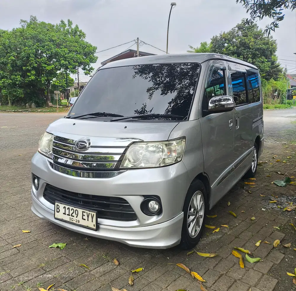 Daihatsu Luxio 2016 Bensin