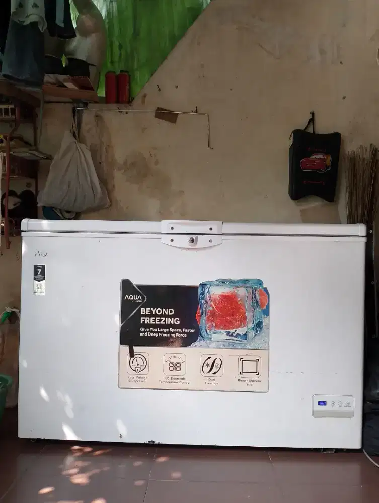 box freezer Aqua 330 ltr