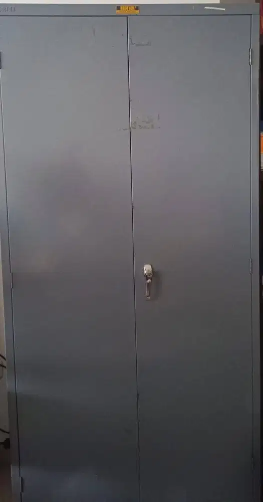 Lemari Besi Merk: Brother