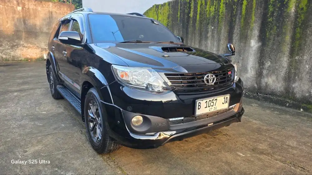 Fortuner 2.5 G VNT TRD 2014 matic diesel Km 79rb record pjk pjg 7/26