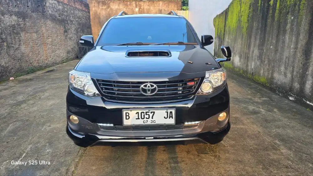 Fortuner 2.5 G VNT TRD 2014 matic diesel Km 79rb record pjk pjg 7/26