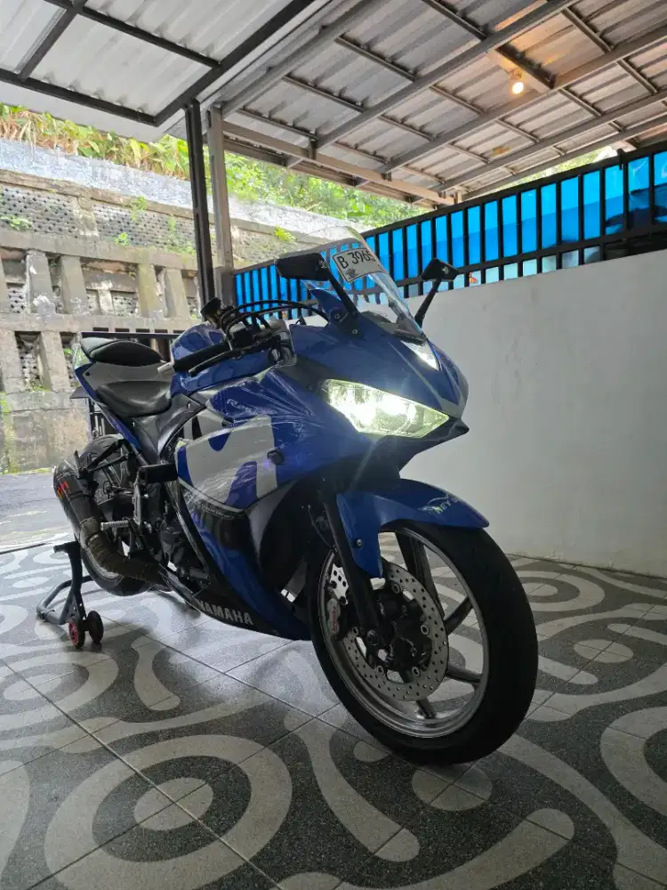 Yamaha R25 - 2015