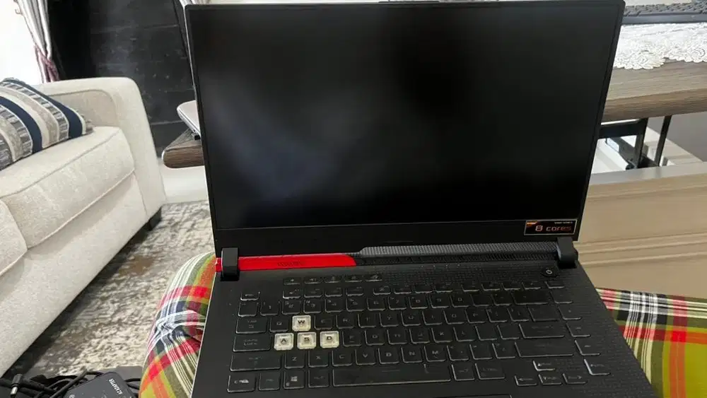 LAPTOP ASUS ROG PADAM/MATI