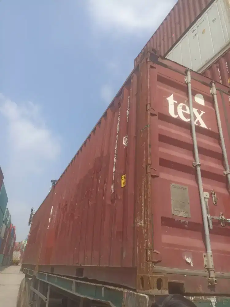 kontainer 20ft kondisi 70-80%