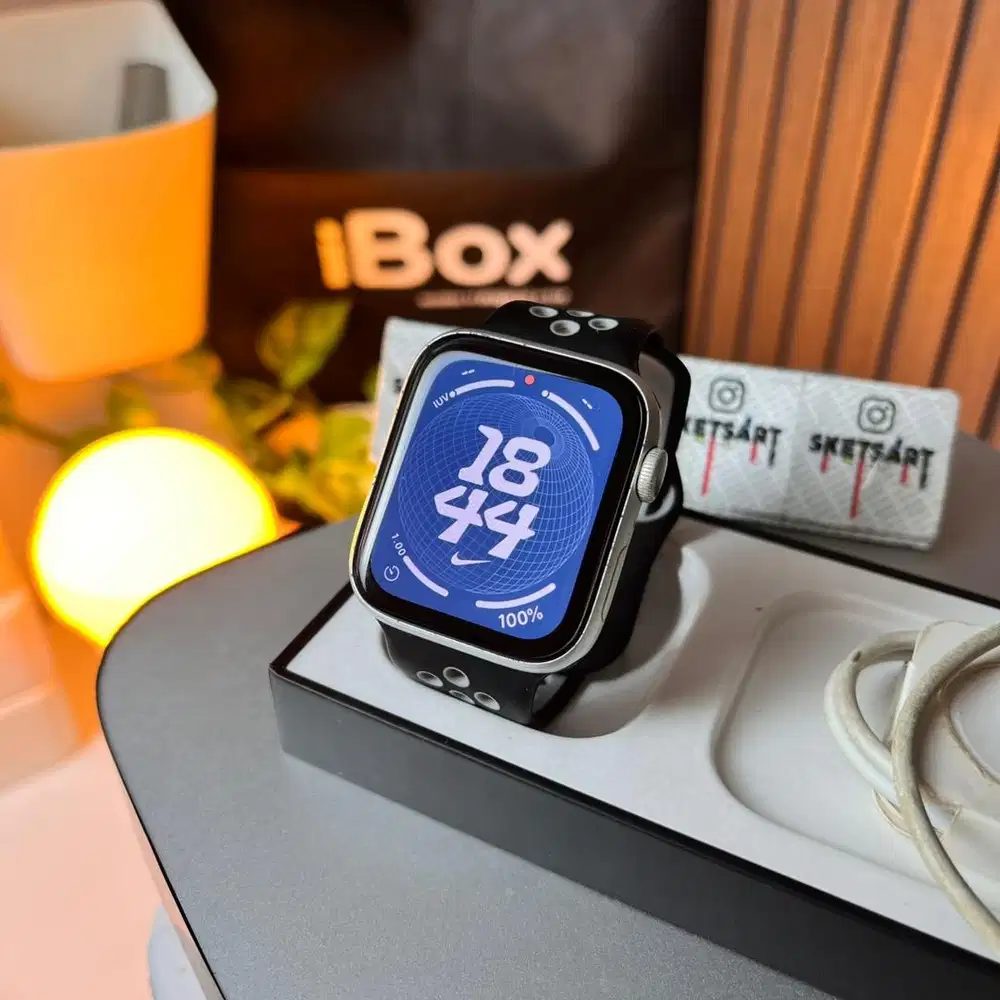 Apple Watch Series 6 44mm Nike iBox Silver iwatch