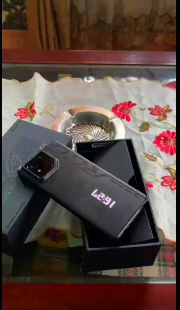 Asus Rog 8 12/256GB fullset like new