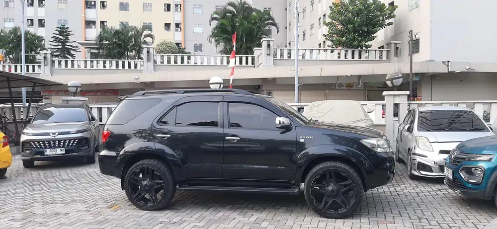 Toyota Fortuner 2006 Bensin