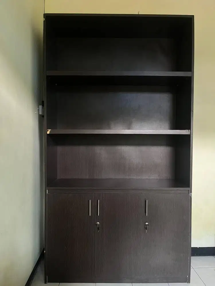 Lemari Arsip Kayu Minimalis (90 x 40 x 220)