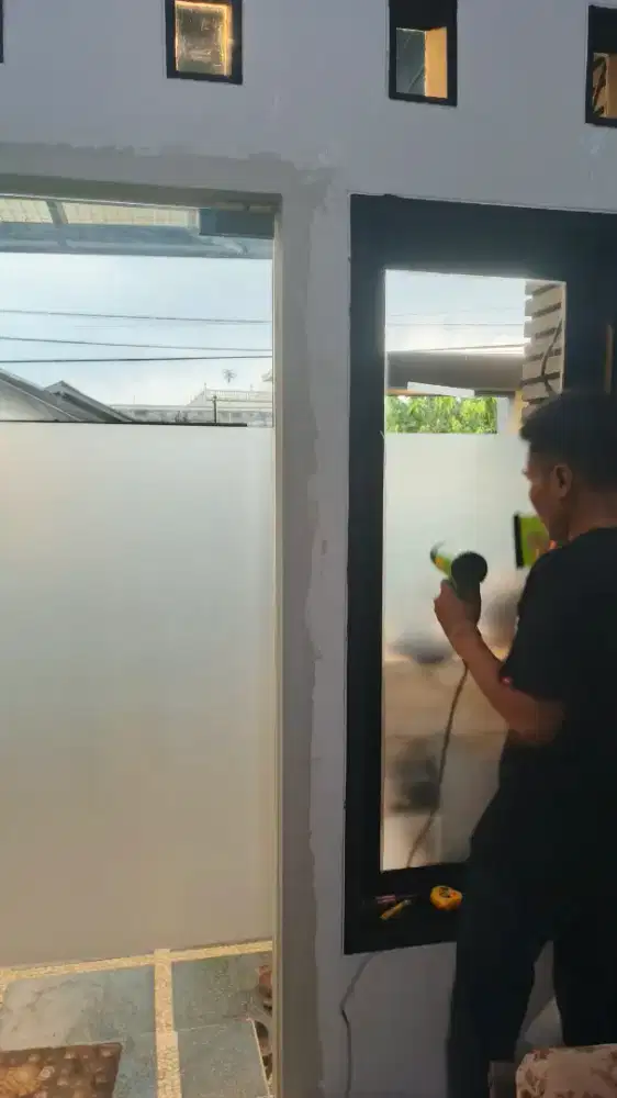 Stiker buram es sandblasting sticker kaca sekat kantor & rumah