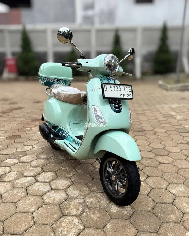 JUAL MURAH VESPA LX 125 IGET FACELIFT 2023 MULUS