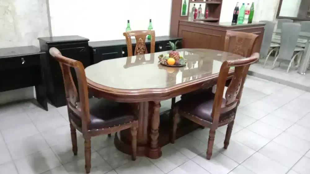 SET MEJA MAKAN JEPARA 4 KURSI
