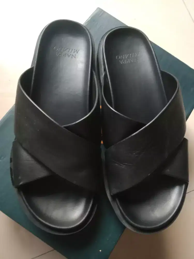 Sandal kulit asli nappa milano size M (size 40 - size 41) mulus