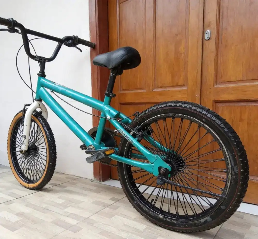 Speda bmx ukuran 20