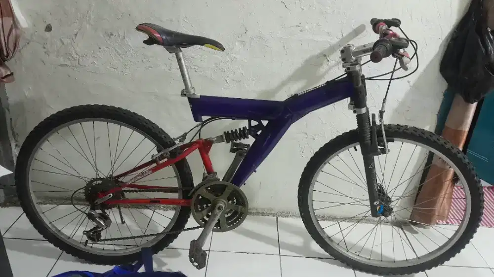 Sepeda MTB VINTAGE Y 1000 ring 26