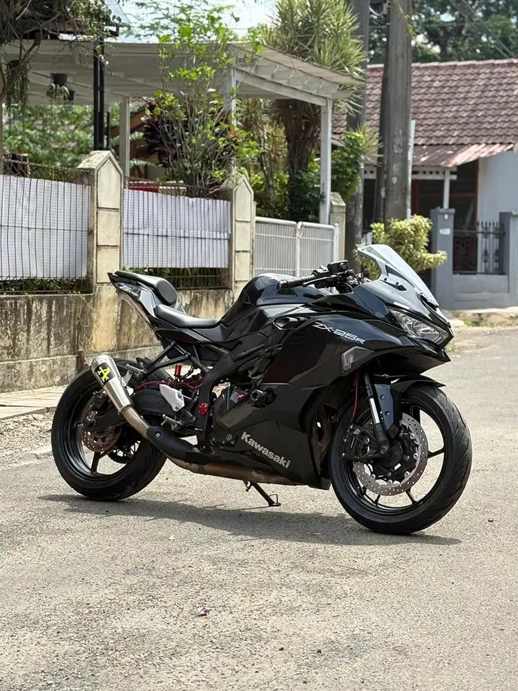 Kawasaki ZX25R 2022 Akhir Speedo TFT