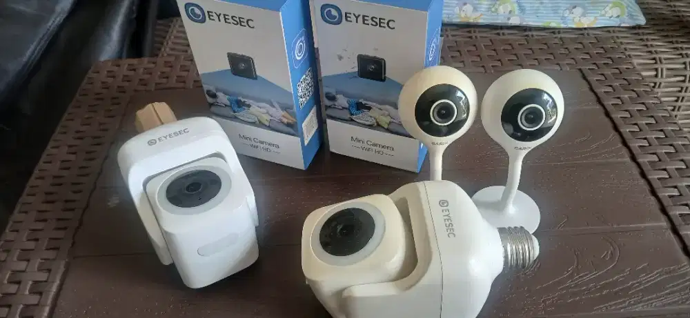 Cctv second bardi dan eyesec .