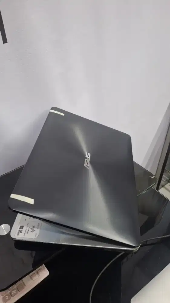 Jual laptop bekal berkualitas seperti baru