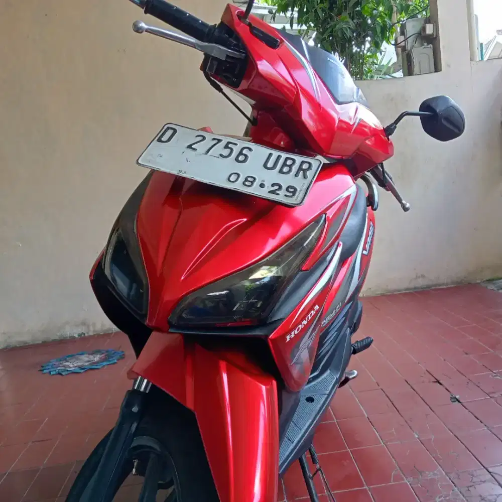 Honda Vario Agnes CBS-Fi-Remote 2014 Merah Ori mulus mantap siap pakai