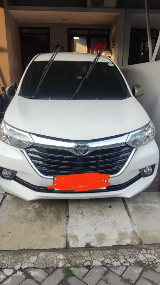 Avanza Putih M/T 2018 KM 45rb