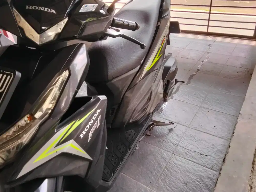 Honda Vario dari tangan per1