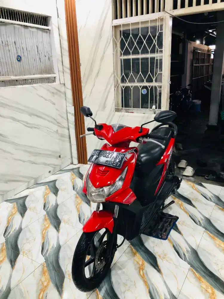 BEAT KARBU ISTIMEWA 2010 Pajak Hidup