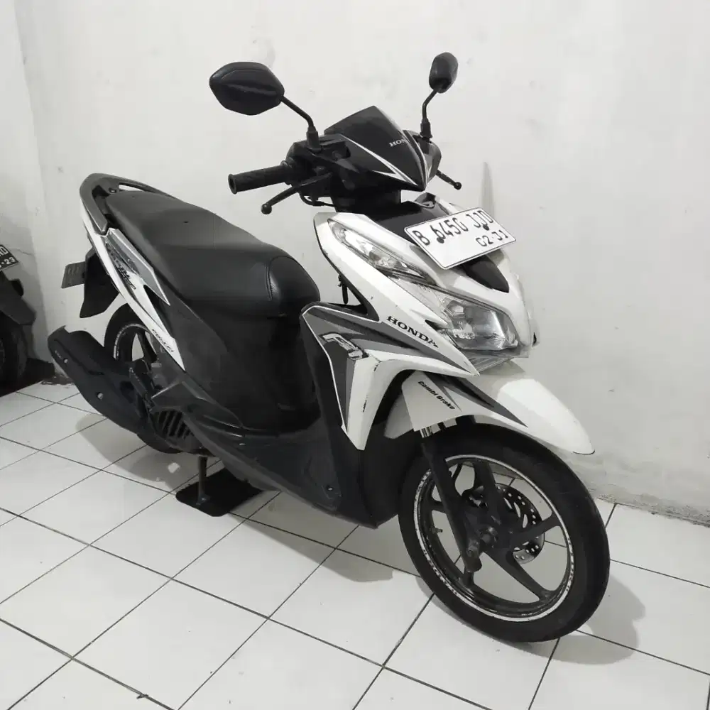 Honda Vario KZR 2013 lengkap Bagus