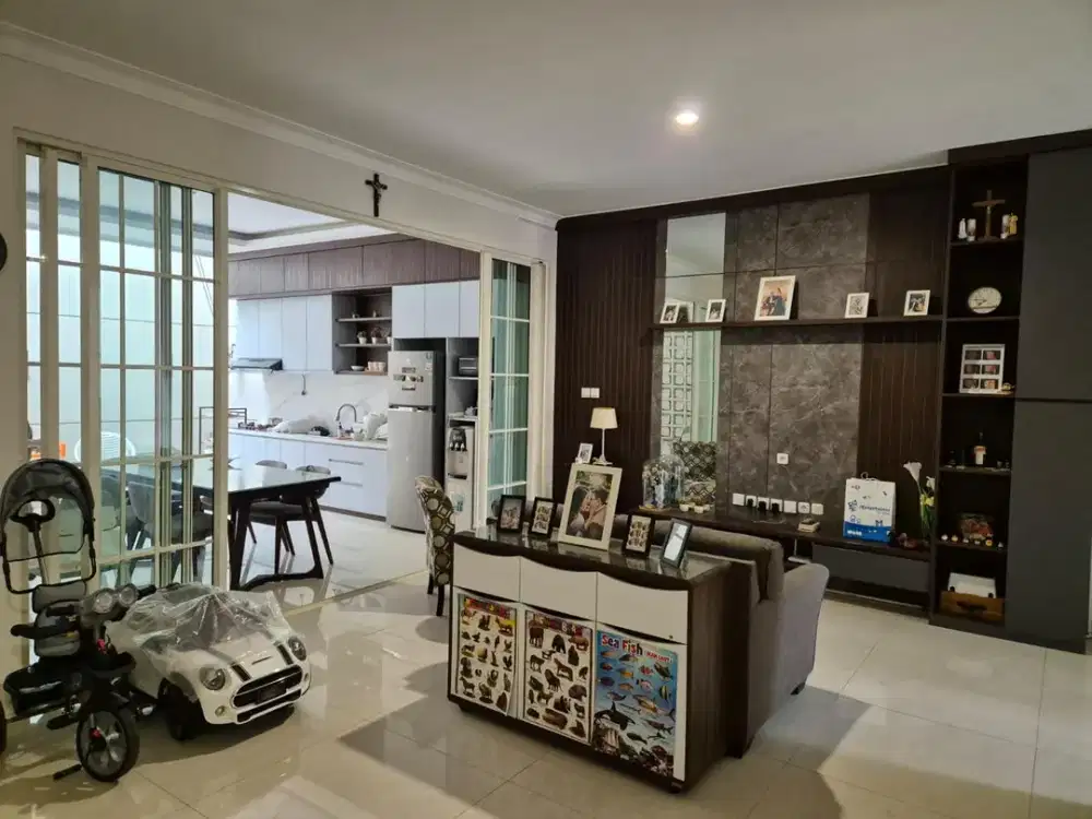 DIJUAL RUMAH 2 LANTAI DI PODOMORO PARK CLUSTER ANAPURI SEMI FURNISH STT TELKOM, RS OETOMO, TOL BUAH BATU