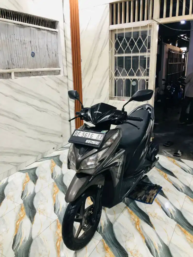 VARIO NEW KZR TERBAIK 2014 Pajak Hidup