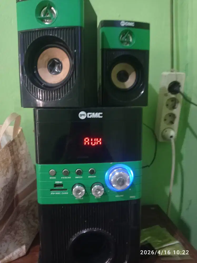 Speaker GMC 888Q
