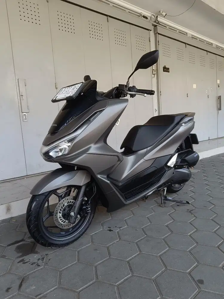 Honda PCX 160 CBS 2025 mulus seperti baru