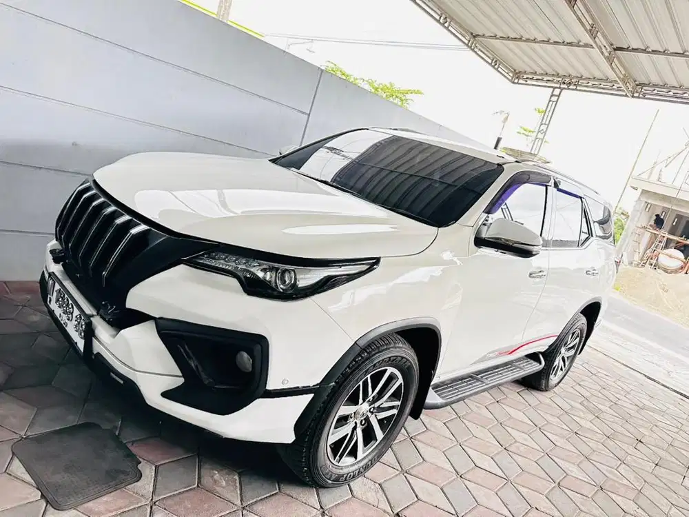 VRZ diesel TRD 2018 putih at automatic fortuner metic