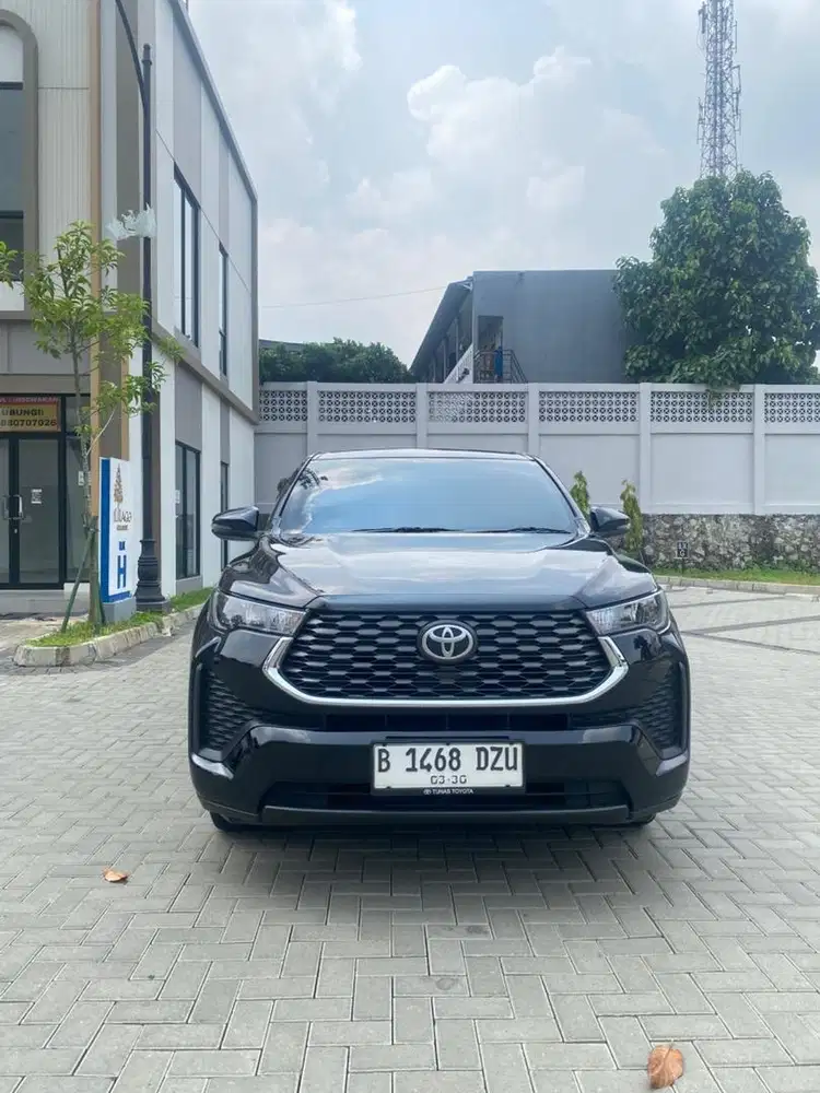 Toyota Innova Zenix G HV 2.0 AT 2024 LIKE NEW