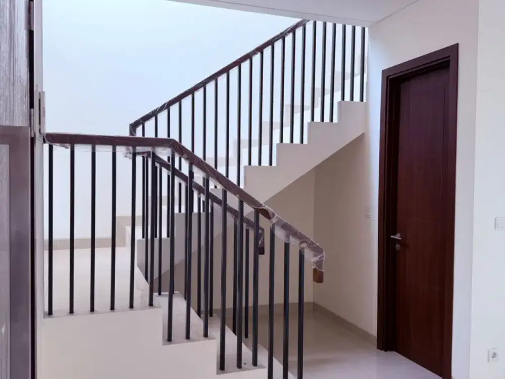 DIJUAL DAN DISEWAKAN RUMAH 2 LANTAI PODOMORO PARK BANDUNG, CLUSTER WANGSAGRIYA STT TELKOM, RS OETOMO, TOL BUAH BATU