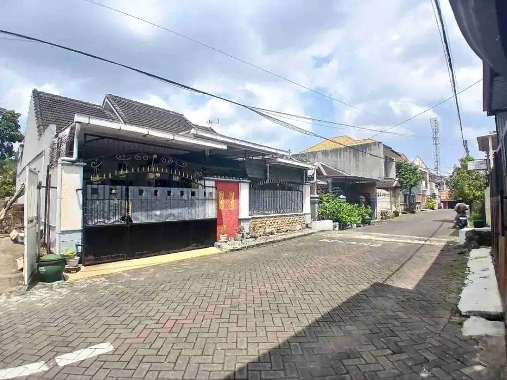 Rumah Siap Huni dekat Hotel Montana Candi Panggung Soekarno Hatta Malang